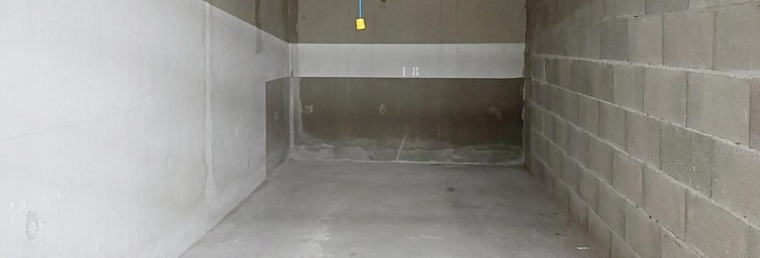 Garage   m² à vendre à Nantes (44000)