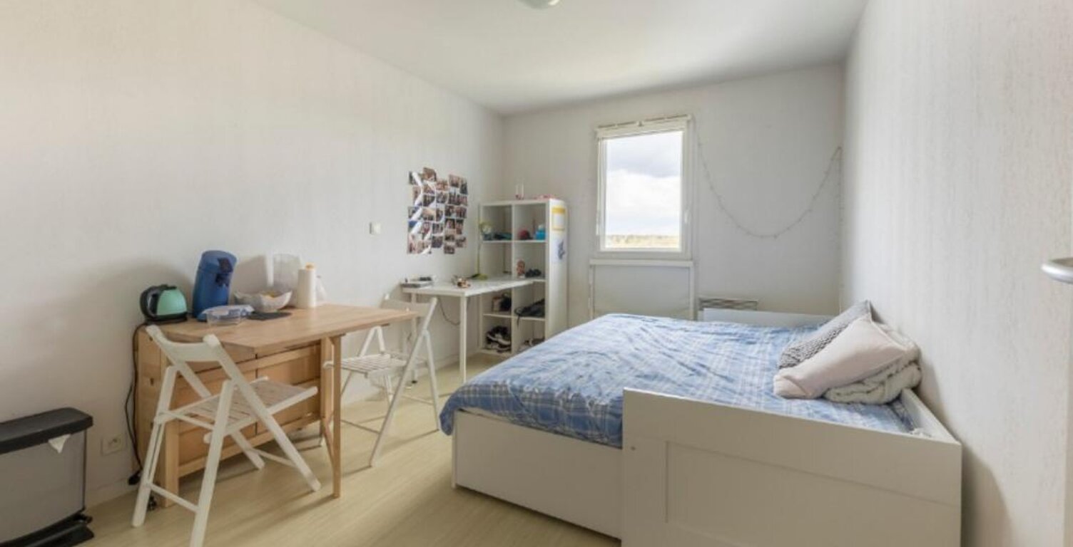 STUDIO + PARKING — photo 1