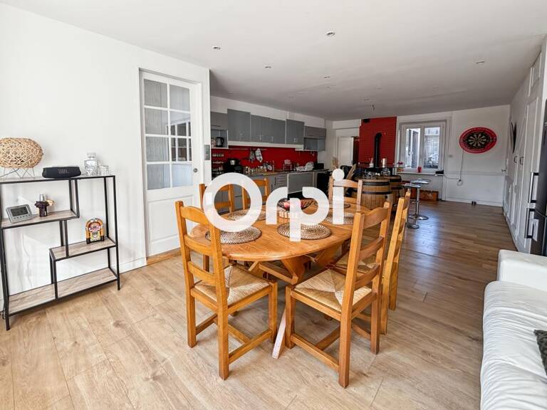 🏡 Maison à louer située à proximité de toutes les commodités à Sainte-Foy-l’Argentière ! 🏡 — photo 1