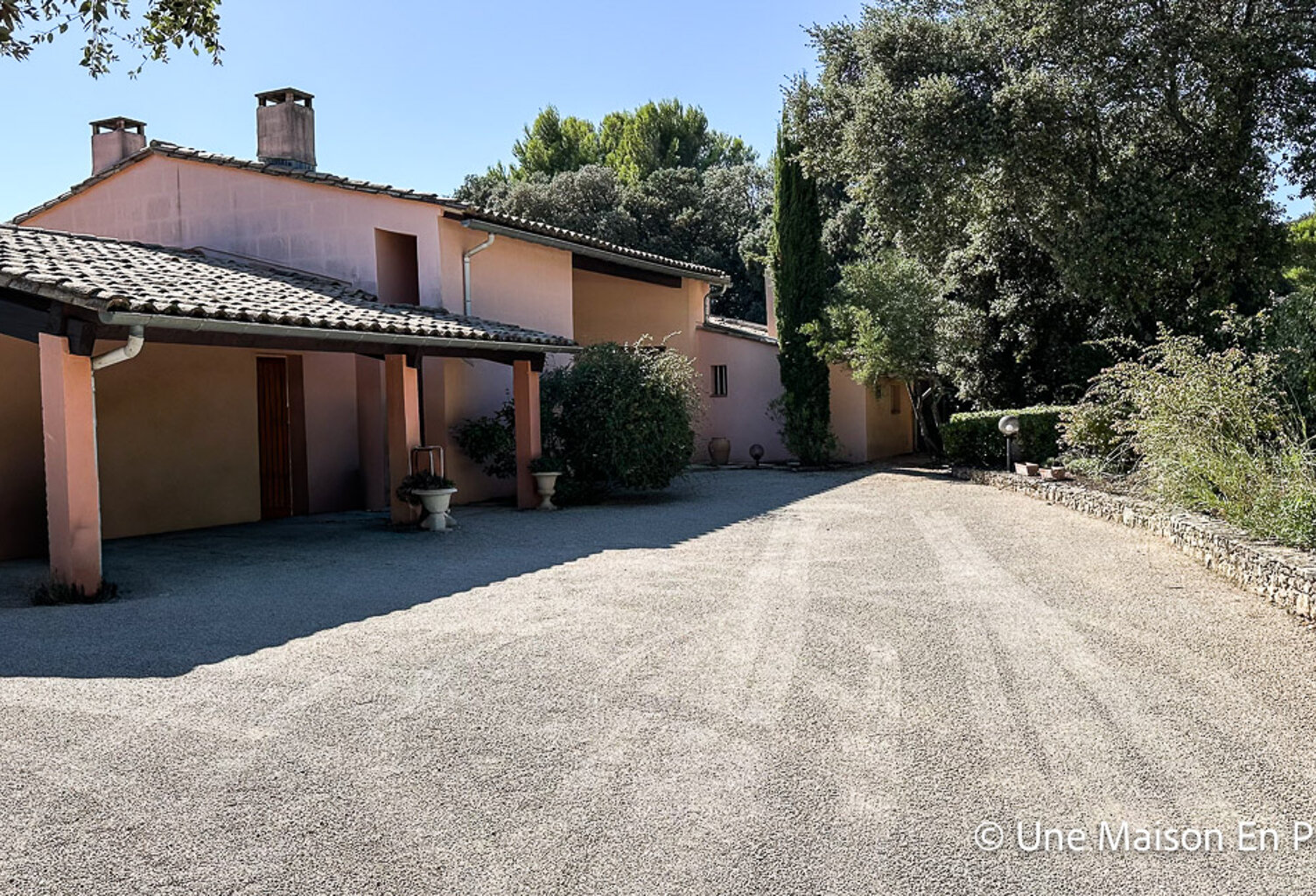 Maison architecte avec piscine villeneuve les avignon — photo 1