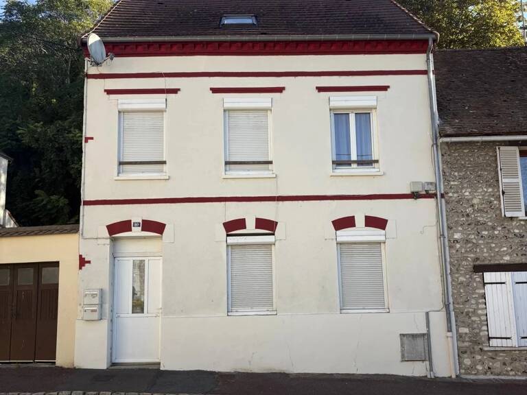 A VENDRE EXCLUSIVITE IMMEUBLE IVRY LA BATAILLE — photo 1