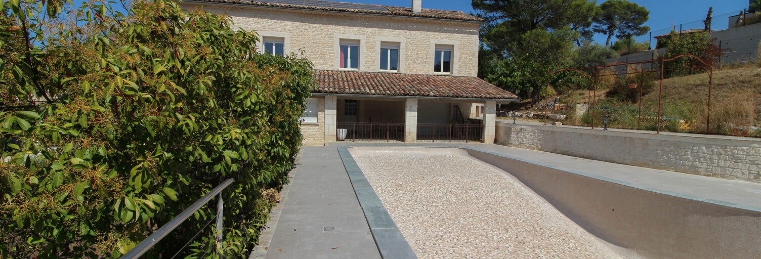 Maison 9 Pièces 230 m² à vendre à Alès (30100)