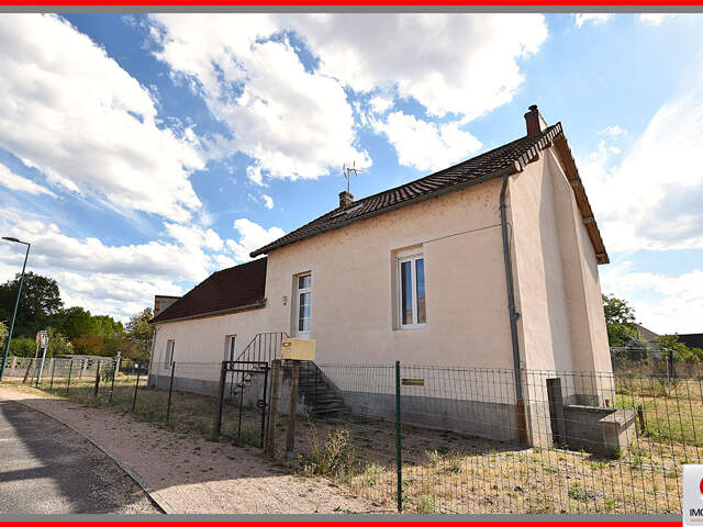 LAPALISSE CENTRE, HABITABLE IMMEDIATEMENT : — photo du bien