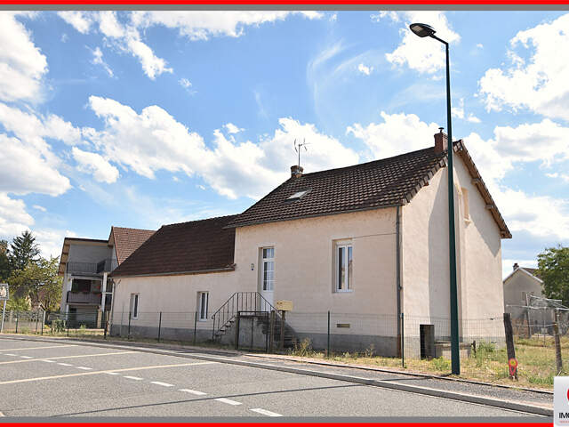 LAPALISSE CENTRE, HABITABLE IMMEDIATEMENT : — photo du bien
