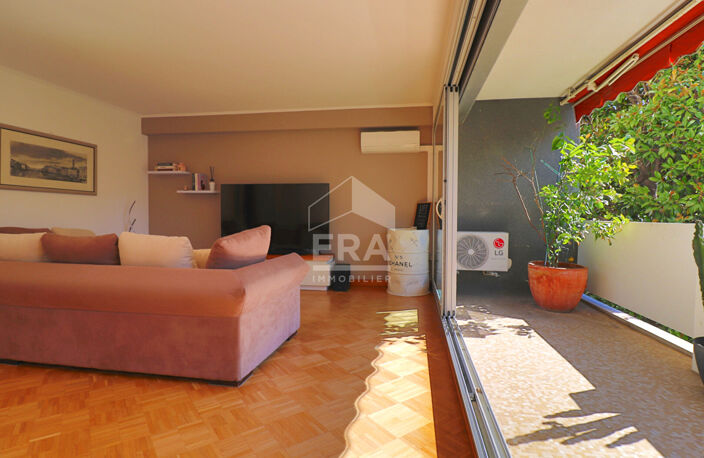 A vendre Appartement 4/5 pièces rénové 106 m² avec balcon  Marseille 13008 Sainte-Anne — photo 2