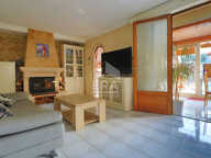 Maison familiale 6 pièces avec jardin, piscine et dépendance — photo 3