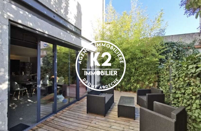 APPARTEMENT ATYPIQUE DE 90 M² 2 CHAMBRES — photo 5