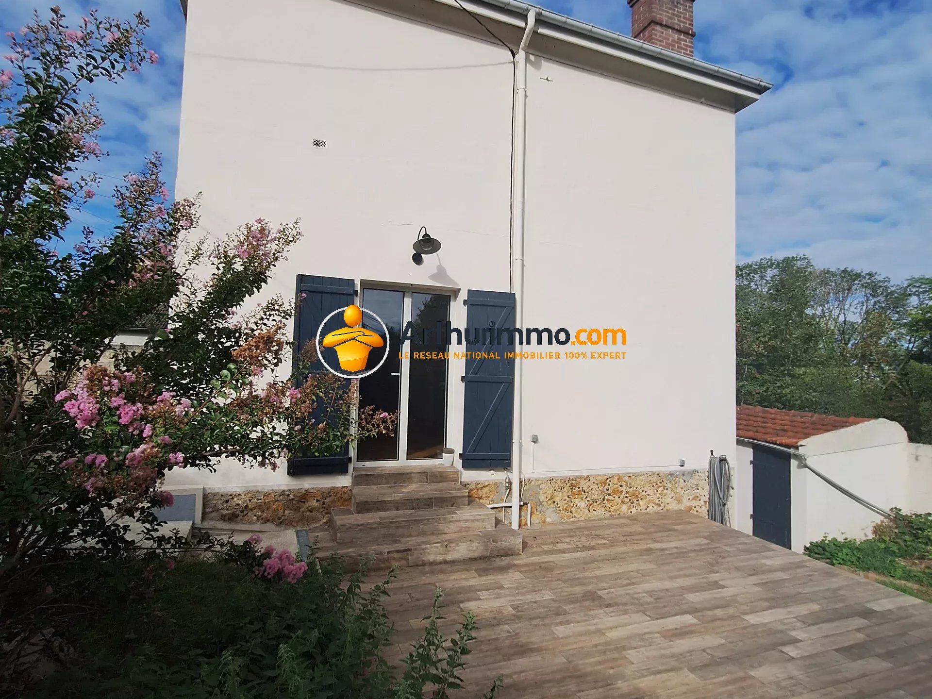 Acheter maison de 4 pièces 95 m² 300 000 € à Crécy-la-Chapelle (77580) : une annonce Arthurimmo.com — 2