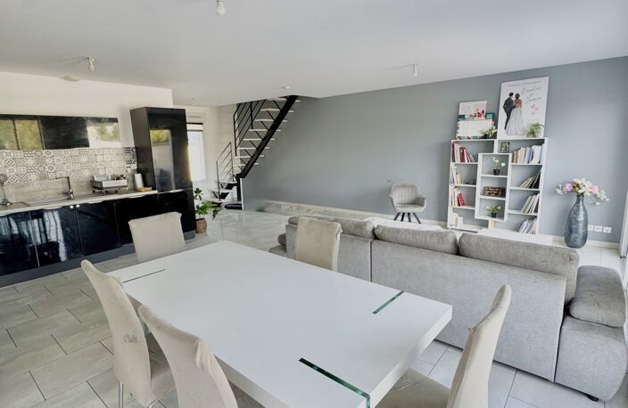 Vente Maison traditionnelle 5 pièces — photo 3