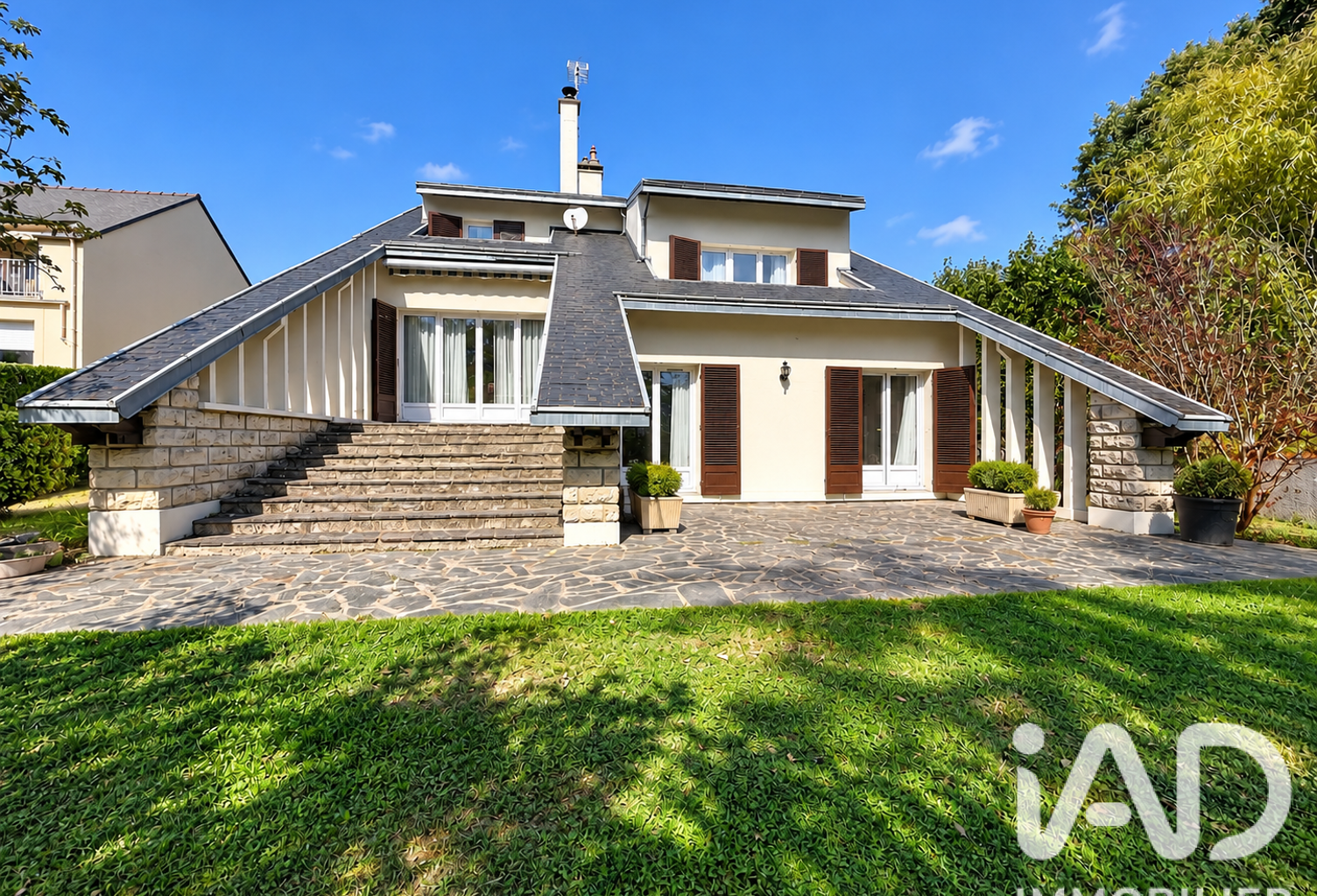 Vente Maison/villa 9 pièces — photo 1