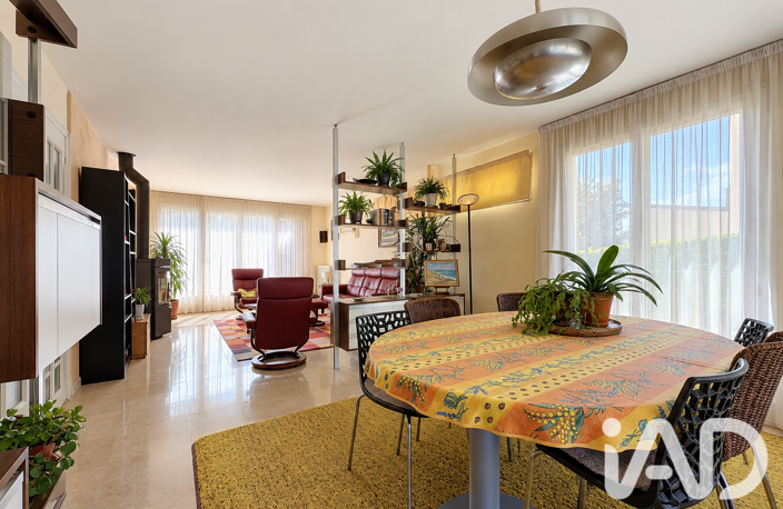 Vente Maison/villa 9 pièces — photo 2