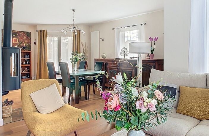 Vente Maison/villa 6 pièces — photo 2