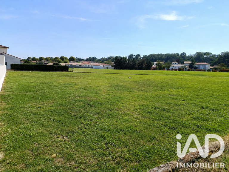 Vente Terrain à bâtir 1 253 m&sup2; — photo 1