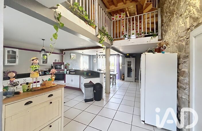 Vente Maison/villa 6 pièces — photo 2