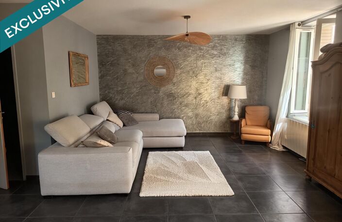 Maison de caractère idéalement située à proximité des commerces. — photo 4