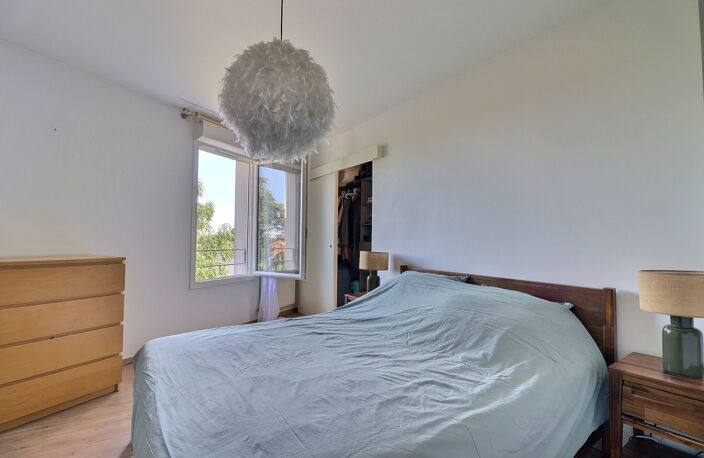 Appartement T3 de bon standing avec grand balcon — photo 5