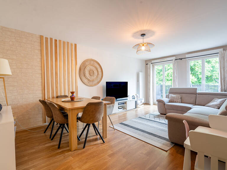 Appartement Noisy Le Grand 4 pièce(s) 80.6 m2 — photo 1
