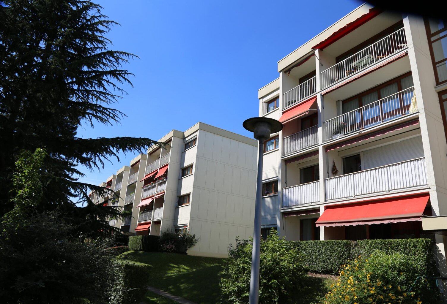 Vaste 5 pièces de 93 m² résidence standing et sécurisée — photo 1