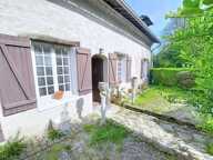 Belle maison ancienne, spacieuse et atypique — photo 2