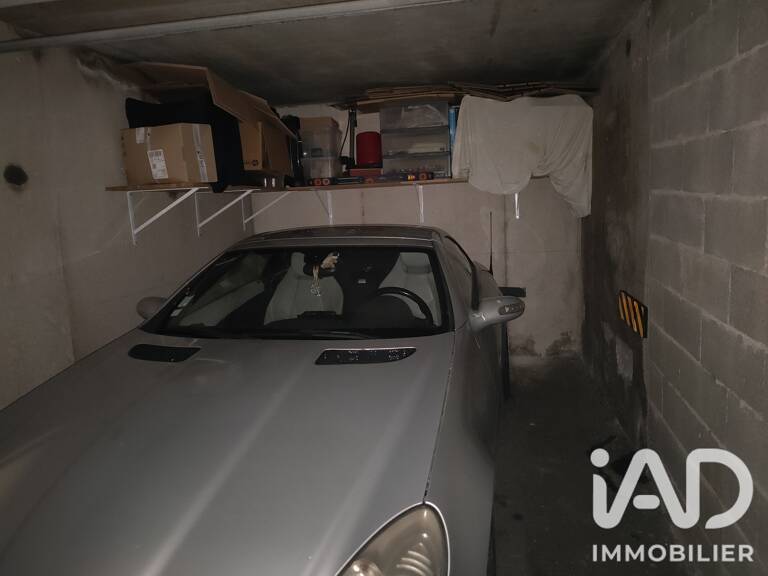 Vente Garage 15 m&sup2; — photo 1