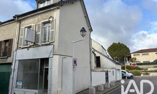 Immeuble  126 m² à vendre à Chanteloup-les-Vignes (78570)