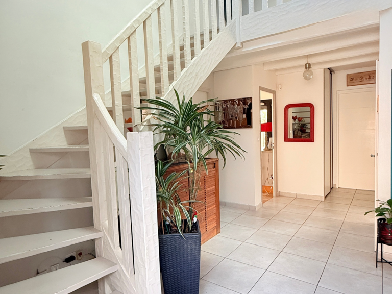 Vente Maison/villa 7 pièces — photo 1