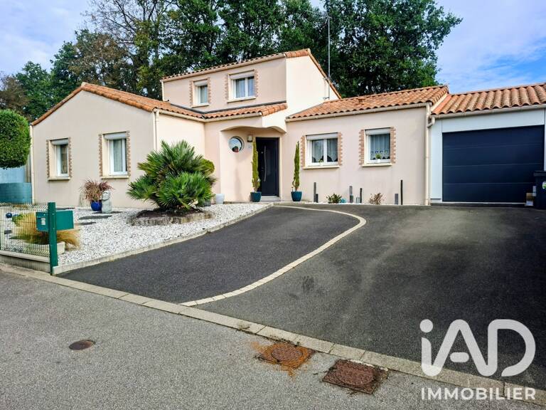Vente Maison traditionnelle 6 pièces — photo 1