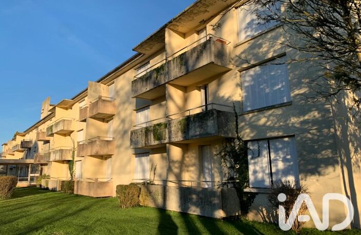 Vente Immeuble 2 200 m&sup2; — photo 2