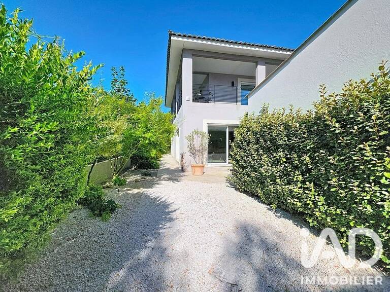 Vente Boutique/Local commercial 338 m&sup2; — photo 1