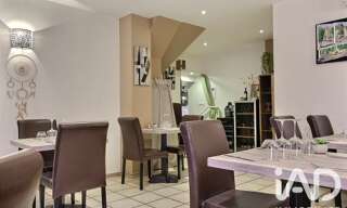Commerce  104 m² à vendre à Rousset (13790)