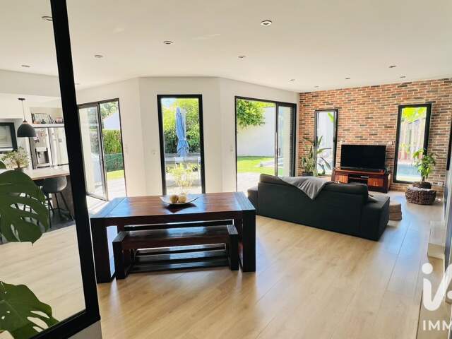 Vente Maison d'architecte 4 pièces — photo du bien