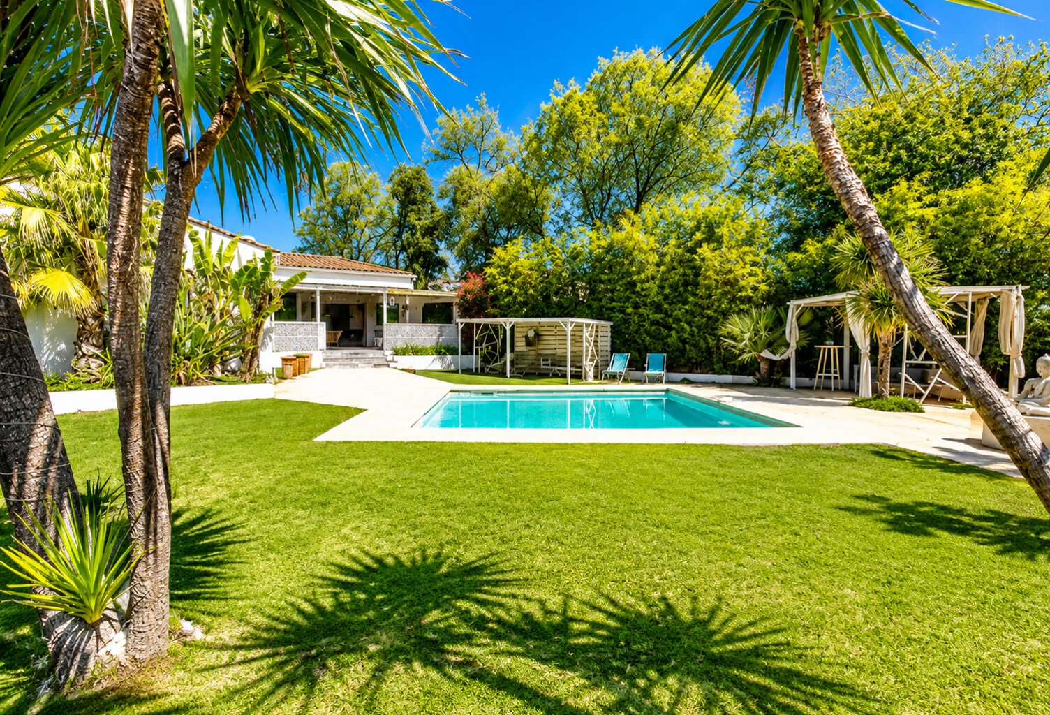 EN EXCLUSIVITÉ   VILLA DE CHARME DE 164 m2 AVEC PISCINE — photo 1