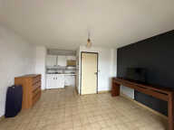 Appartement T2   SH 32 M2  avec loggia   et  parking privé — photo 2