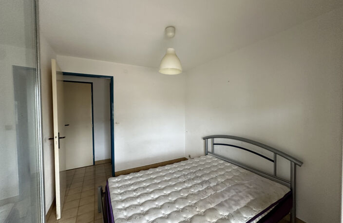 Appartement T2   SH 32 M2  avec loggia   et  parking privé — photo 4
