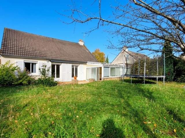BEAUVAIS - 5 CHAMBRES, VIE DE PLAIN-PIED ET JARDIN — photo du bien