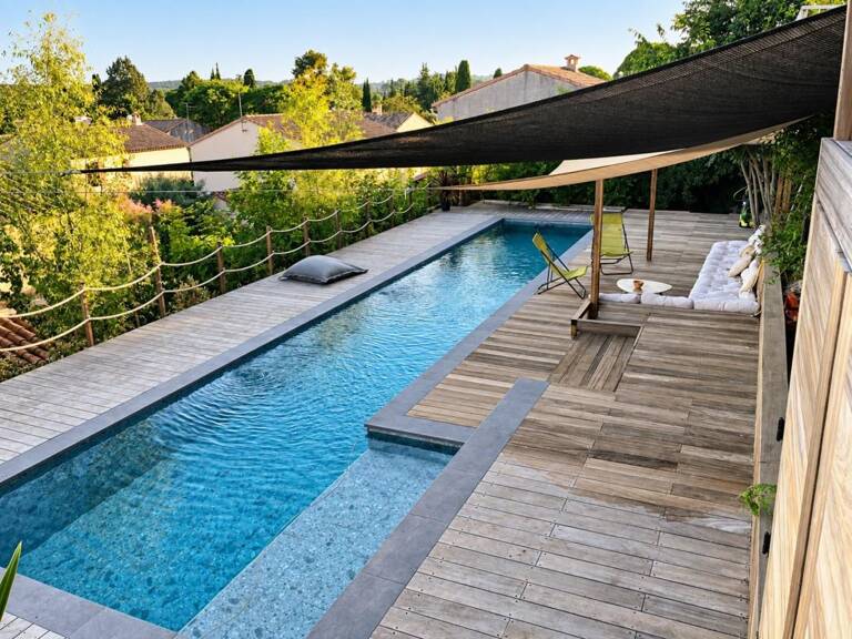 BELLE MAISON DE VILLAGE 7P AVEC JARDIN GARAGE ET PISCINE — photo 1