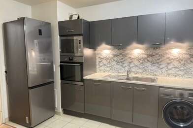 Appartement 4 pièces 2100 €