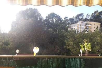Appartement 3 pièces 860 €