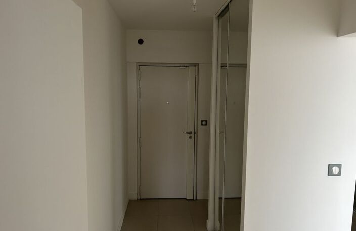 Appartement de 87m2 à louer sur Paris 19 — photo 3