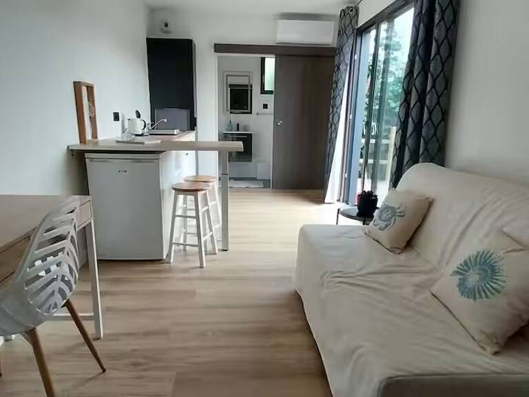 Maison de 24m2 à louer sur Saintes — photo 1