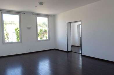 Appartement 3 pièces 875 €