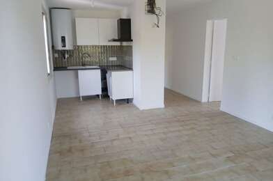 Appartement 3 pièces 750 €