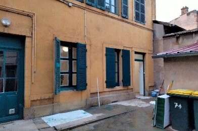 Appartement 2 pièces 740 €