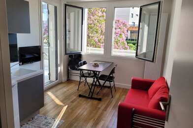 Appartement 2 pièces 910 €