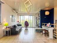 Une maison d’architecte des années 70, entre lumière, nature et vie de famille MONTAYRAL (47) — photo 4