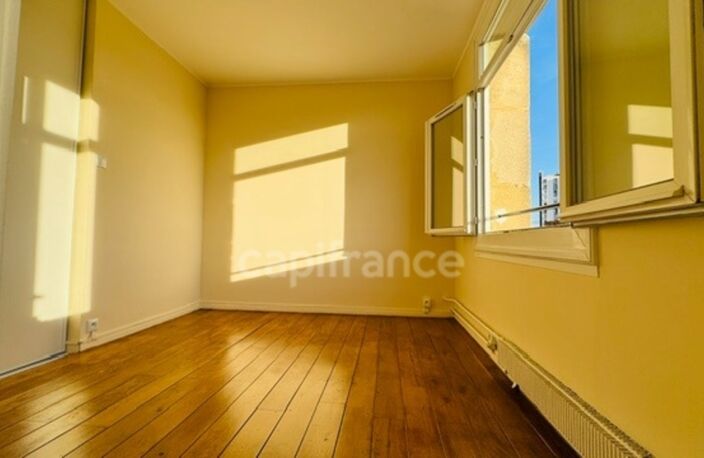 CHÂTILLON – 4 PIÈCES – 3 CHAMBRES – 56 m² – ENTIÈREMENT RÉNOVÉ – SANS TRAVAUX -Appartement à vendre 4 pièces CHATILLON (92) — photo 2
