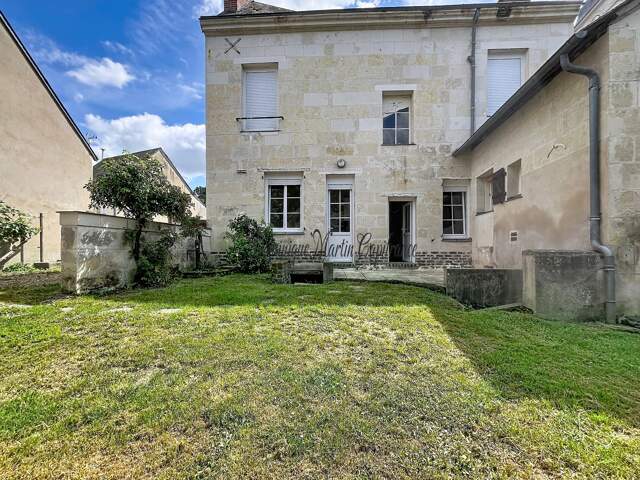 NOUVEAU PRIX – LA CHARTRE-SUR-LE-LOIR – 5 CHAMBRES, JARDIN & STATIONNEMENT – 164 900 € FAI — photo du bien
