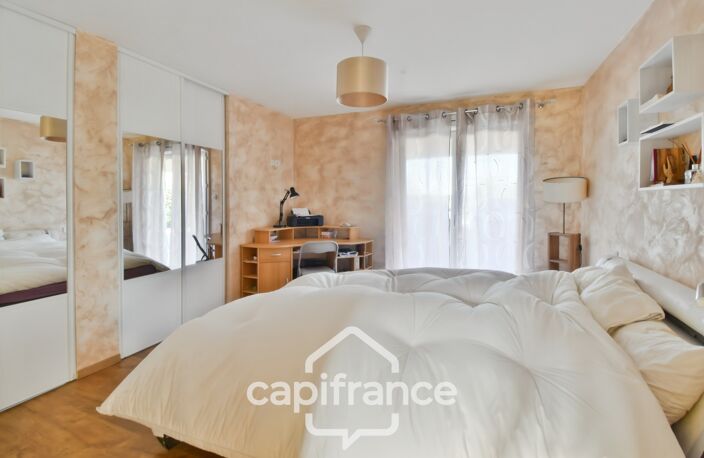 Maison de plain-pied 3 chambres, garage et terrain au calme proche LOUHANS (71) — photo 4