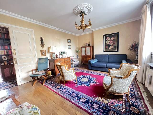 Appartement à vendre 4 pièces 81m² 3 chambres entre Convention et Félix Faure(75015) — photo du bien