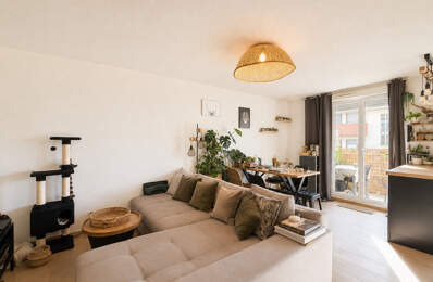 Appartement à vendre 2 pièces VILLE LA GRAND (74),Parking, Gardien, Proximité, Frontière, Gare — photo du bien